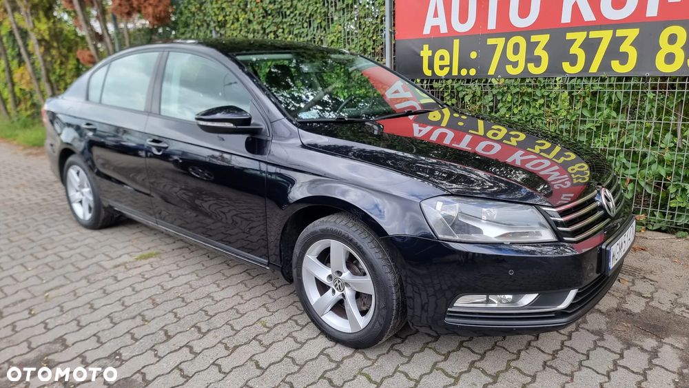 Volkswagen Passat - 4