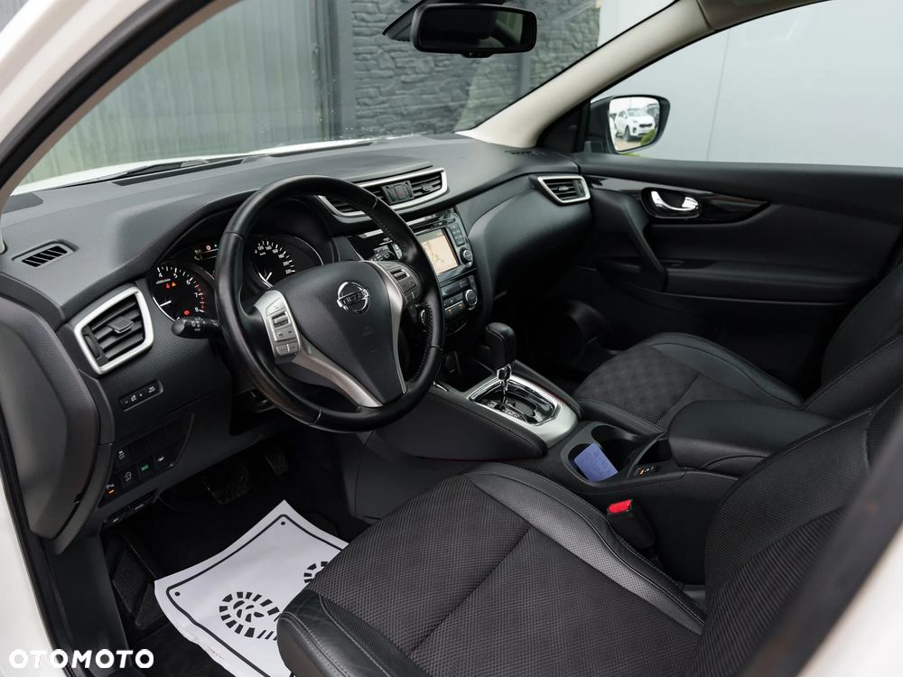Nissan Qashqai 1.2 DIG-T Tekna Xtronic - 16