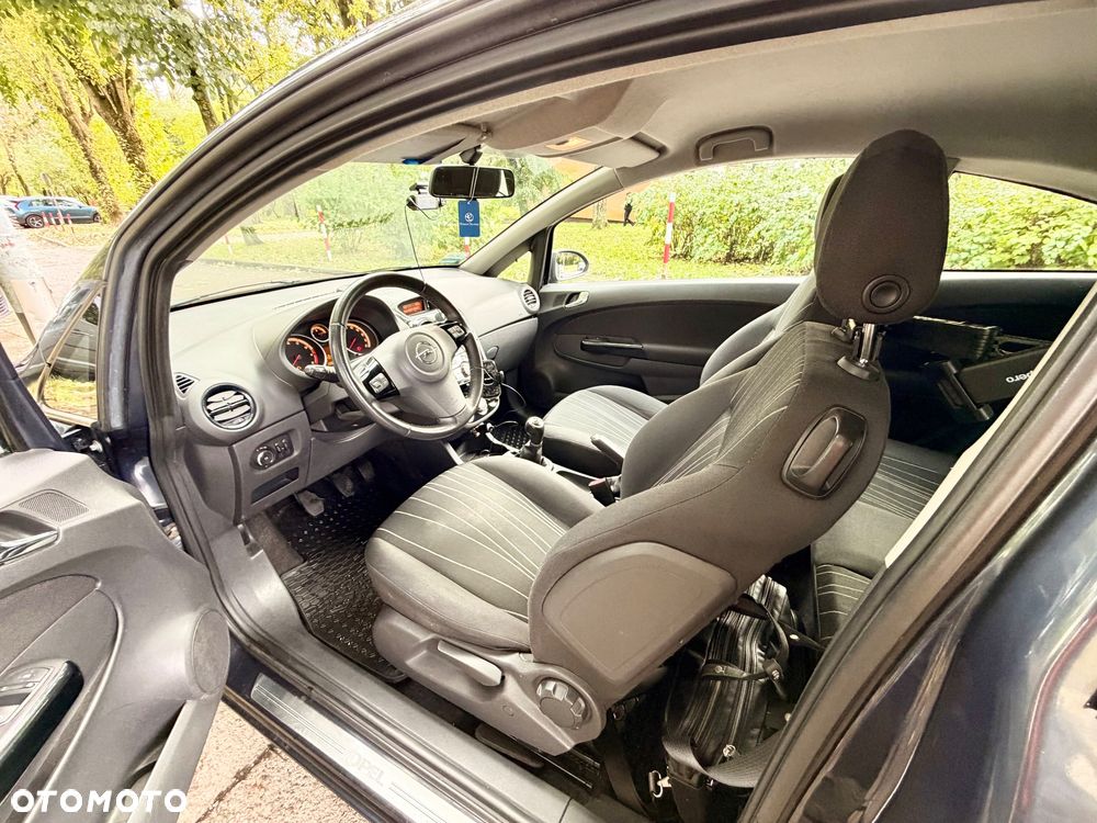 Opel Corsa - 9
