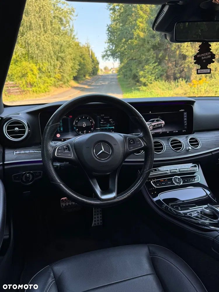 Mercedes-Benz Klasa E - 41