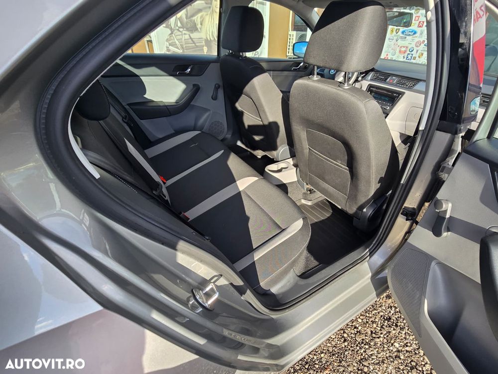 Skoda Rapid 1.2 TSI Active - 17