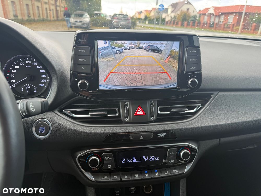 Hyundai i30 Kombi 1.5 T-GDI 48V-Hybrid Intro - 14