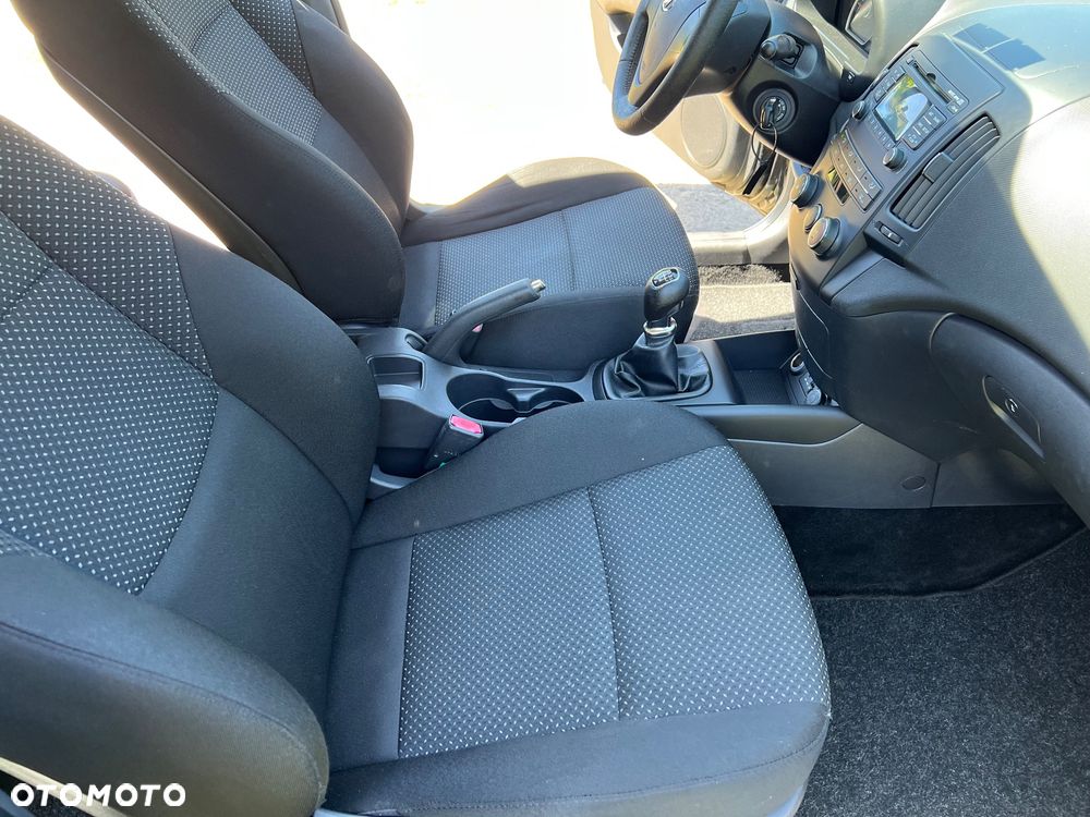 Hyundai i30 1.4 Blue Comfort - 30