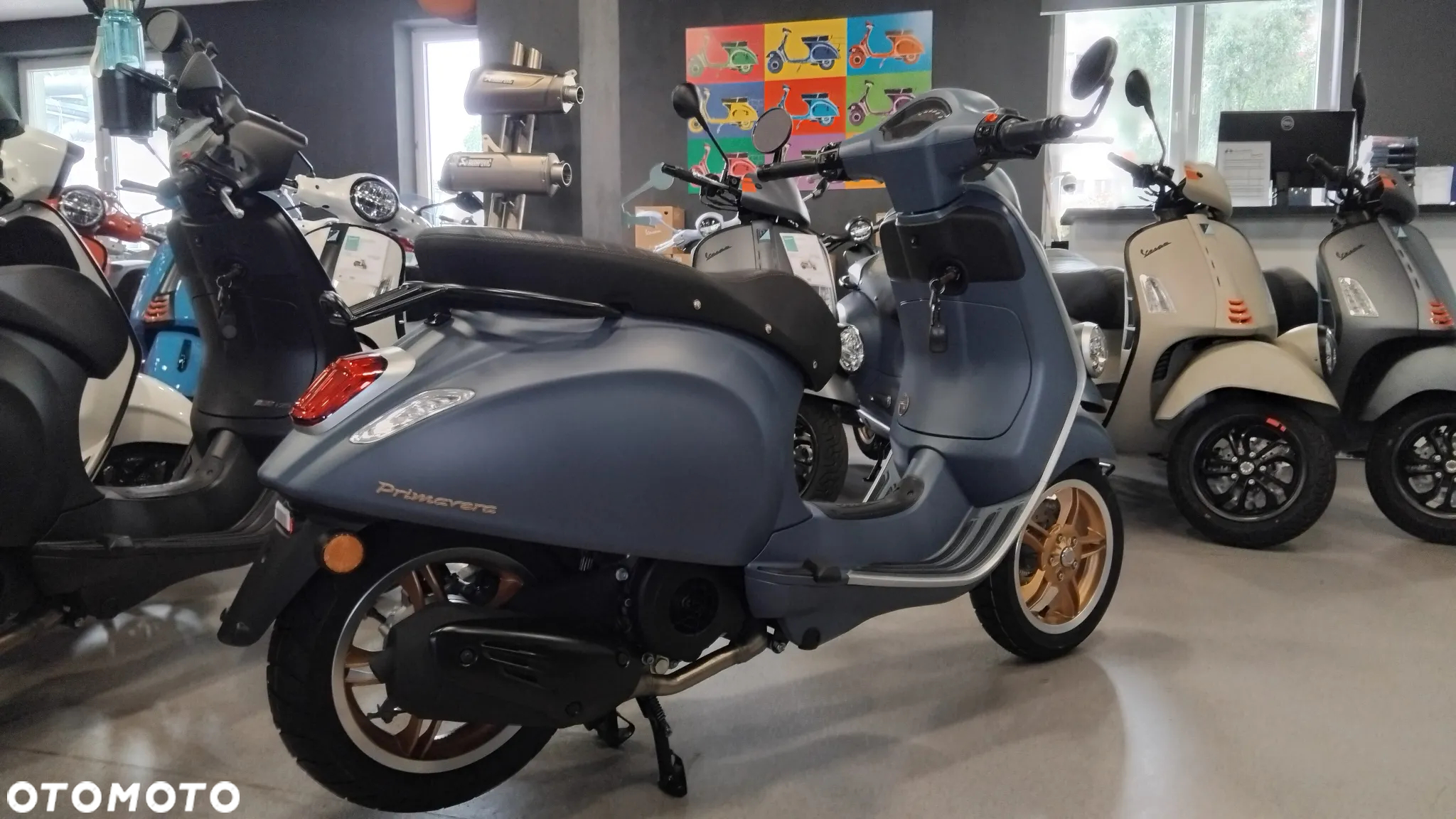 Vespa Primavera - 2