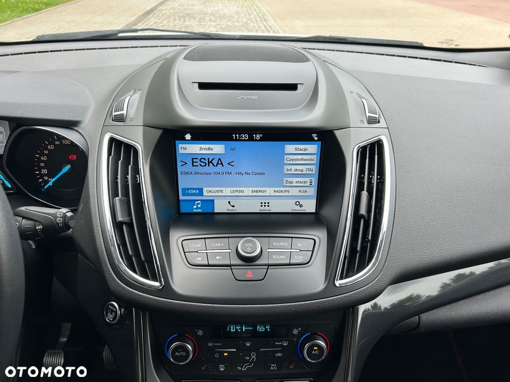 Ford Kuga 1.5 EcoBoost 2x4 Titanium - 29
