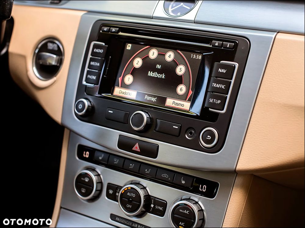 Volkswagen Passat CC - 29
