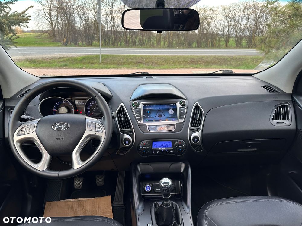 Hyundai ix35 1.7 CRDi Premium 2WD - 24