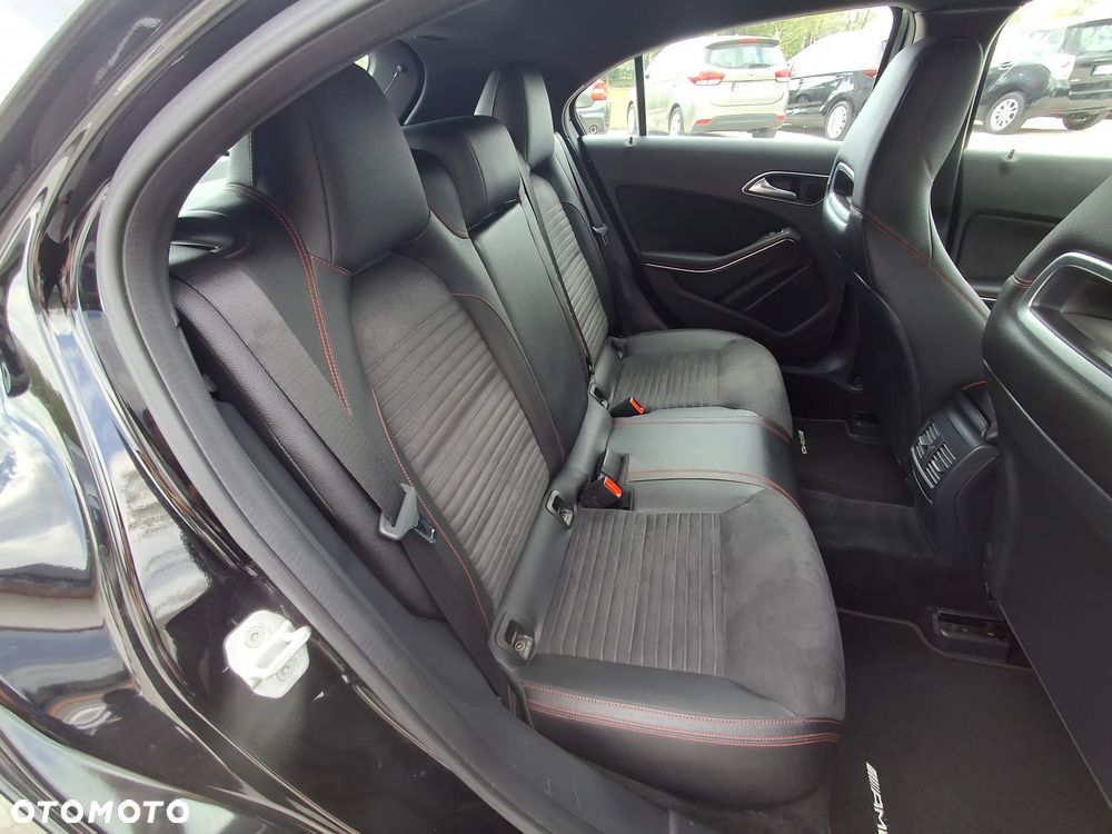 Mercedes-Benz Klasa A AMG 45 4Matic AMG Speedshift 7G-DCT - 17