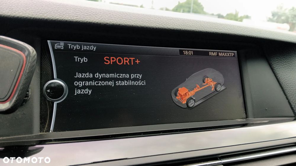 BMW Seria 5 528i Sport-Aut - 25