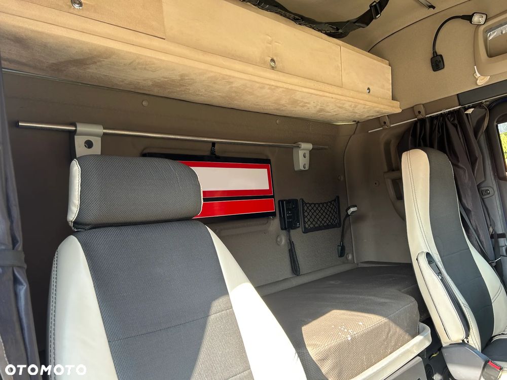 Scania R450 LOW DECK / RETARDER / NOWY TACHOGRAF / ZBIORNIKI 1400 L / PRODUKCJA 2014 ROK / MEGA !! - 36