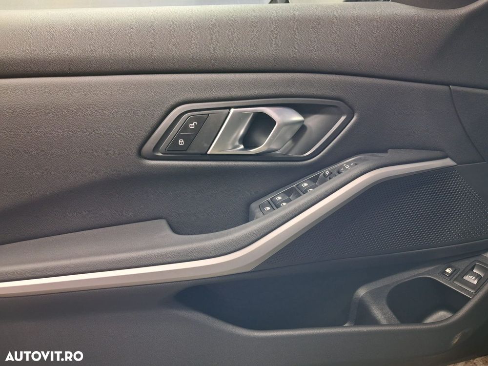 BMW Seria 3 - 10