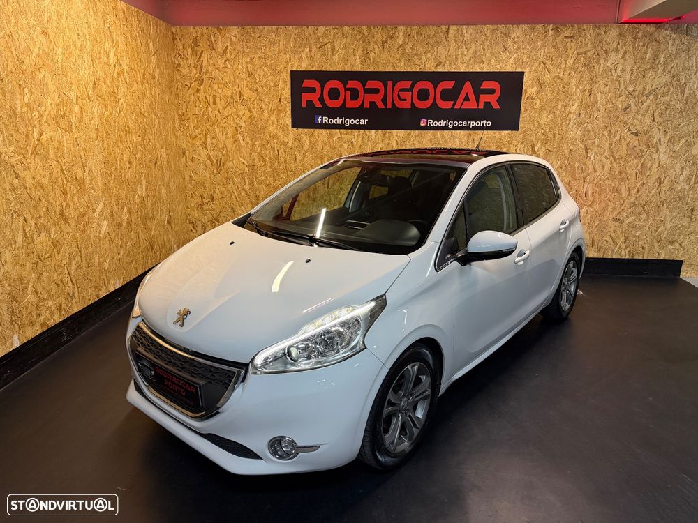 Peugeot 208 82 VTI Allure - 2
