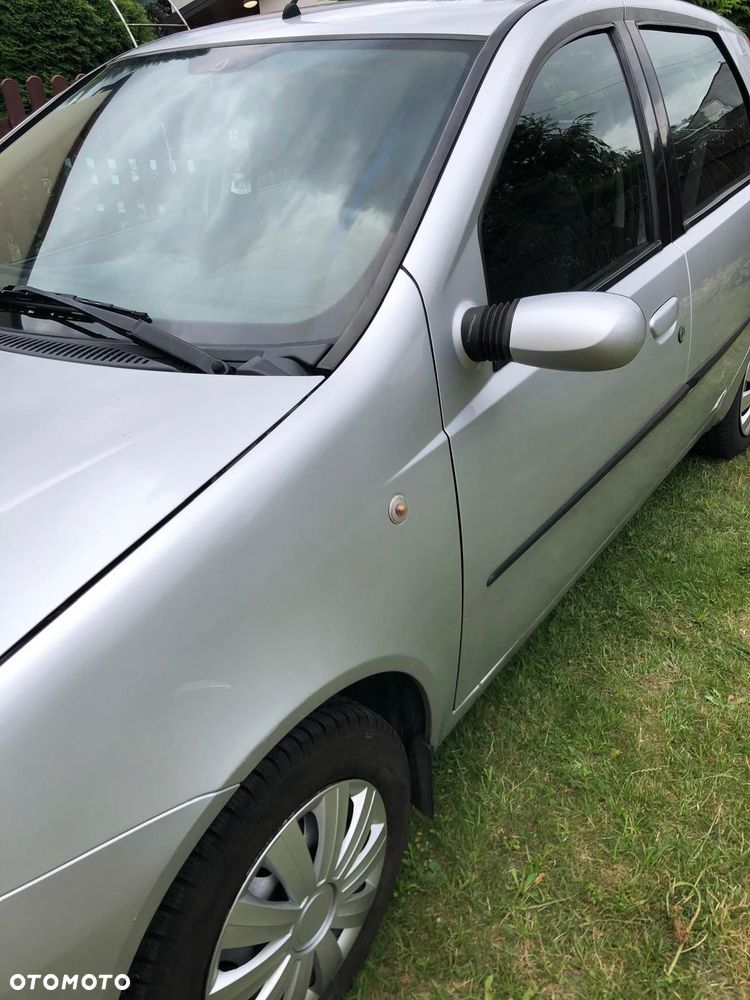 Fiat Punto 1.2 8V - 15