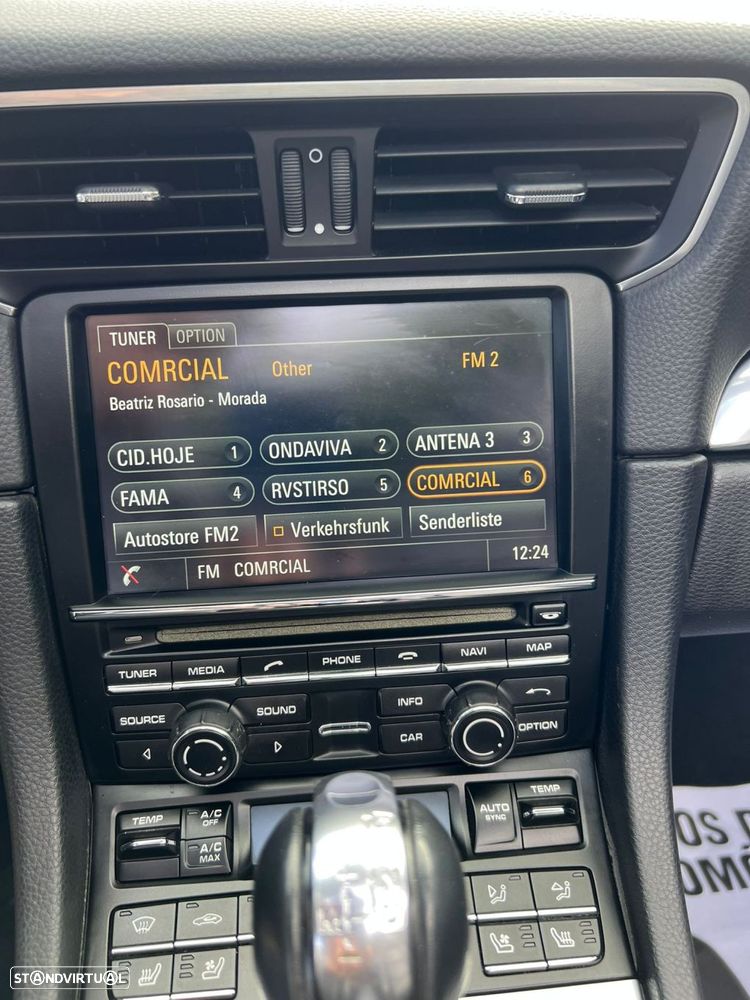 Porsche 911 Série F - 34