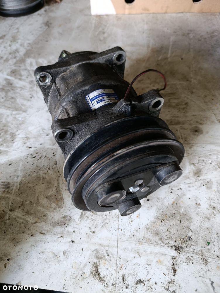 Sprężarka klimatyzacji Thermo King 15XD-2001 - 1
