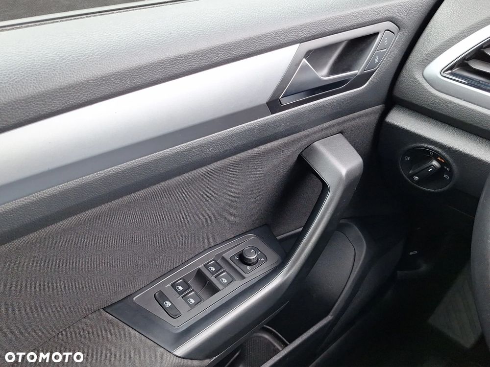 Volkswagen T-Roc 1.5 TSI Life DSG - 9