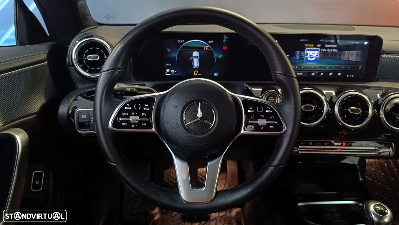 Mercedes-Benz CLA 180 - 7