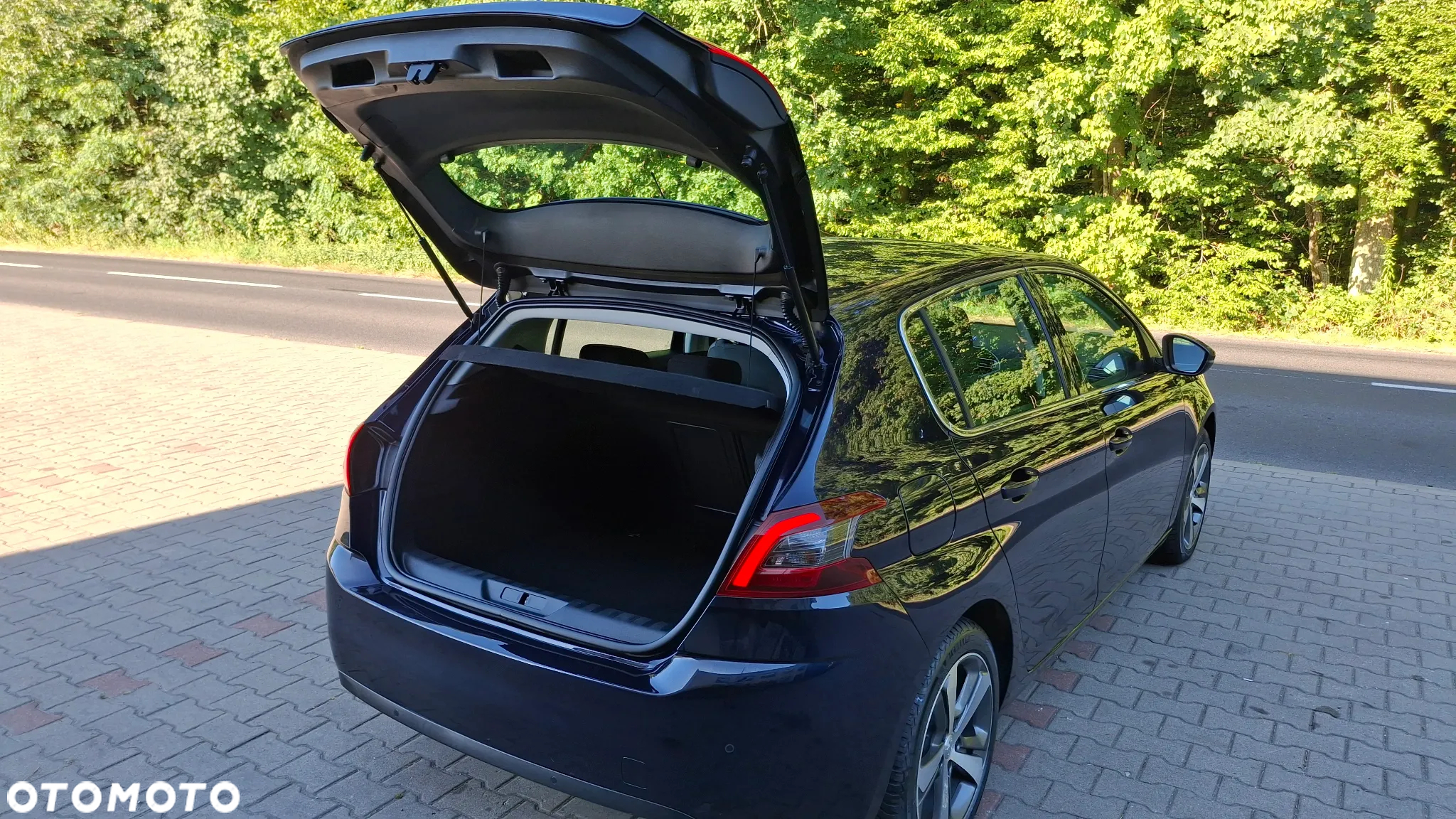 Peugeot 308 1.5 BlueHDi Allure Pack S&S EAT8 - 17