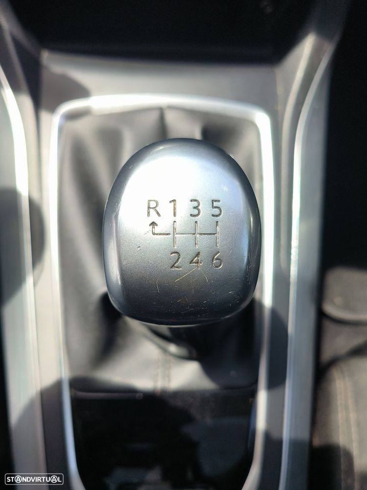 Peugeot 308 SW 1.6 e-HDi Allure - 19