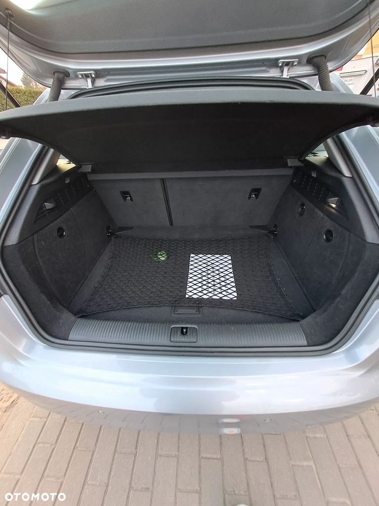 Audi A3 Sportback 1.6 TDI (clean diesel) Ambiente - 17