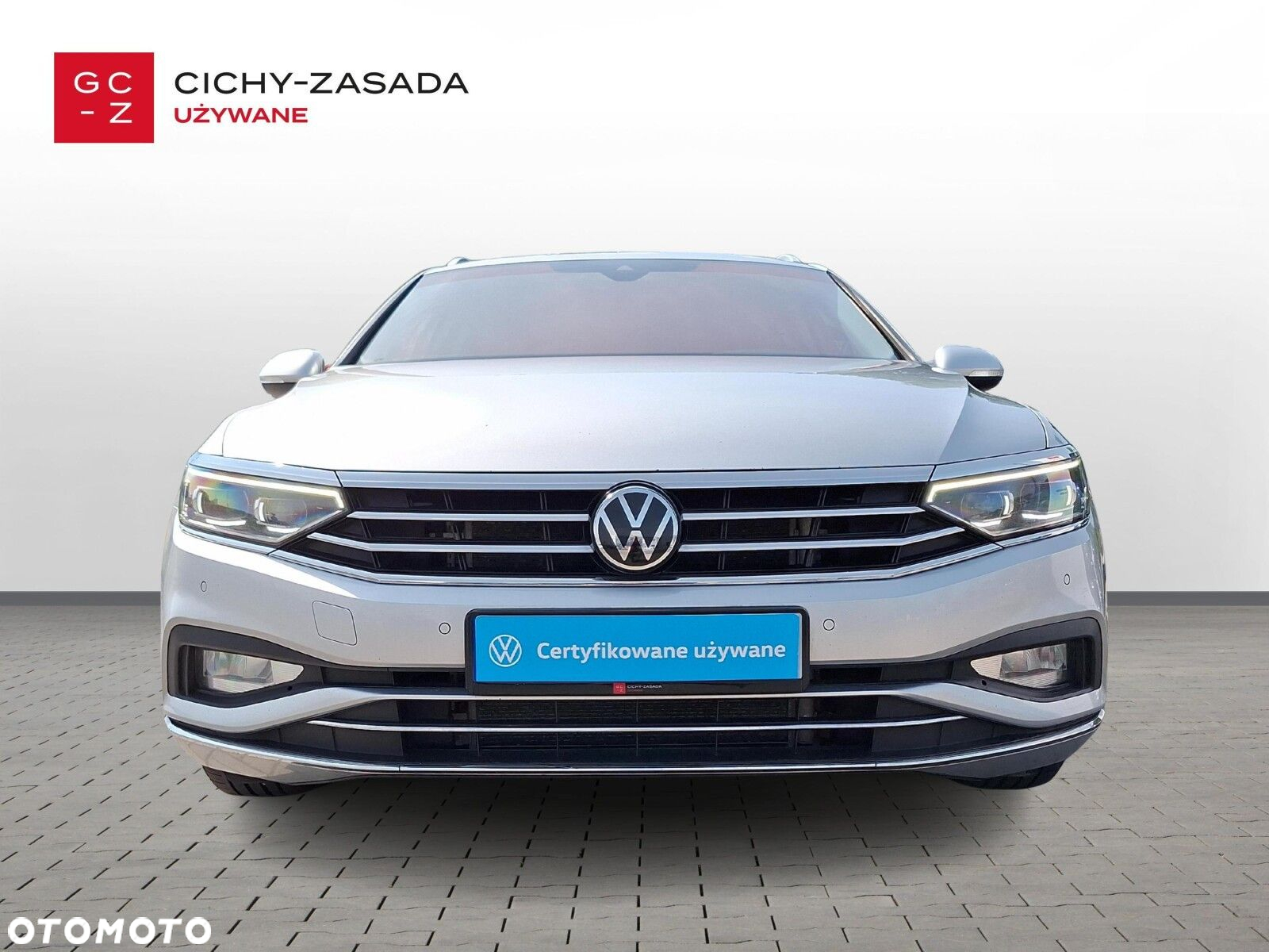Volkswagen Passat 2.0 TDI 4Mot Elegance DSG - 8