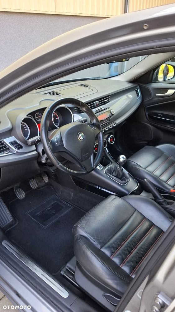 Alfa Romeo Giulietta 2.0 JTDM 16V Turismo - 21
