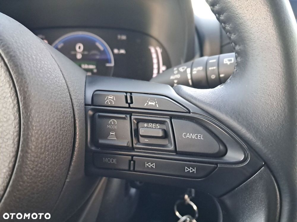 Toyota Yaris Cross Hybrid 1.5 Comfort - 23
