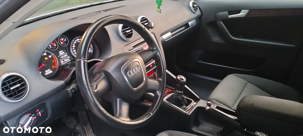 Audi A3 Sportback 1.4 TFSI Attraction - 33