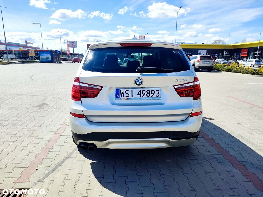 BMW X3 28i xDrive - 2