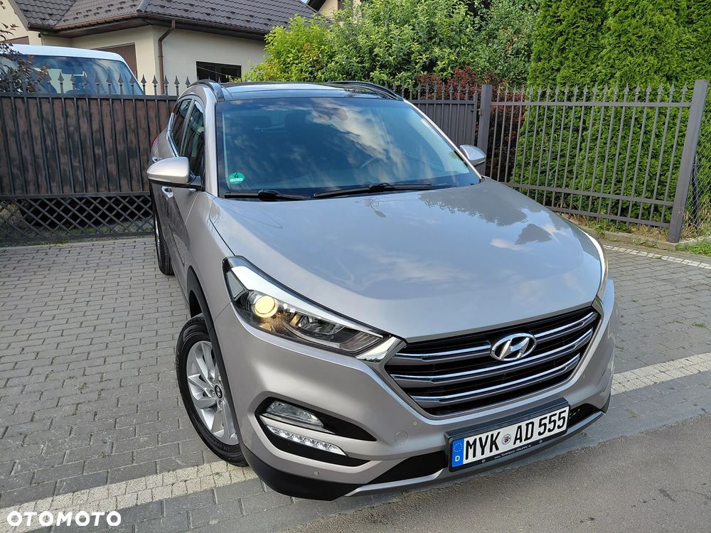 Hyundai Tucson 2.0 CRDI BlueDrive Style 2WD - 15