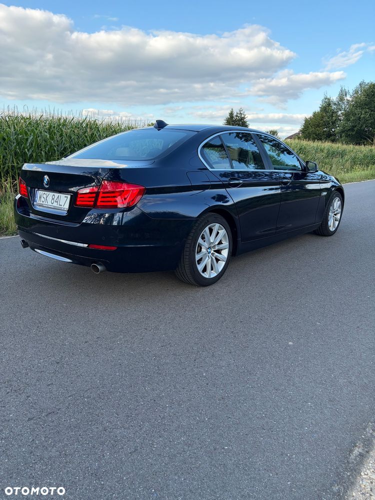 BMW Seria 5 535i Sport-Aut - 6