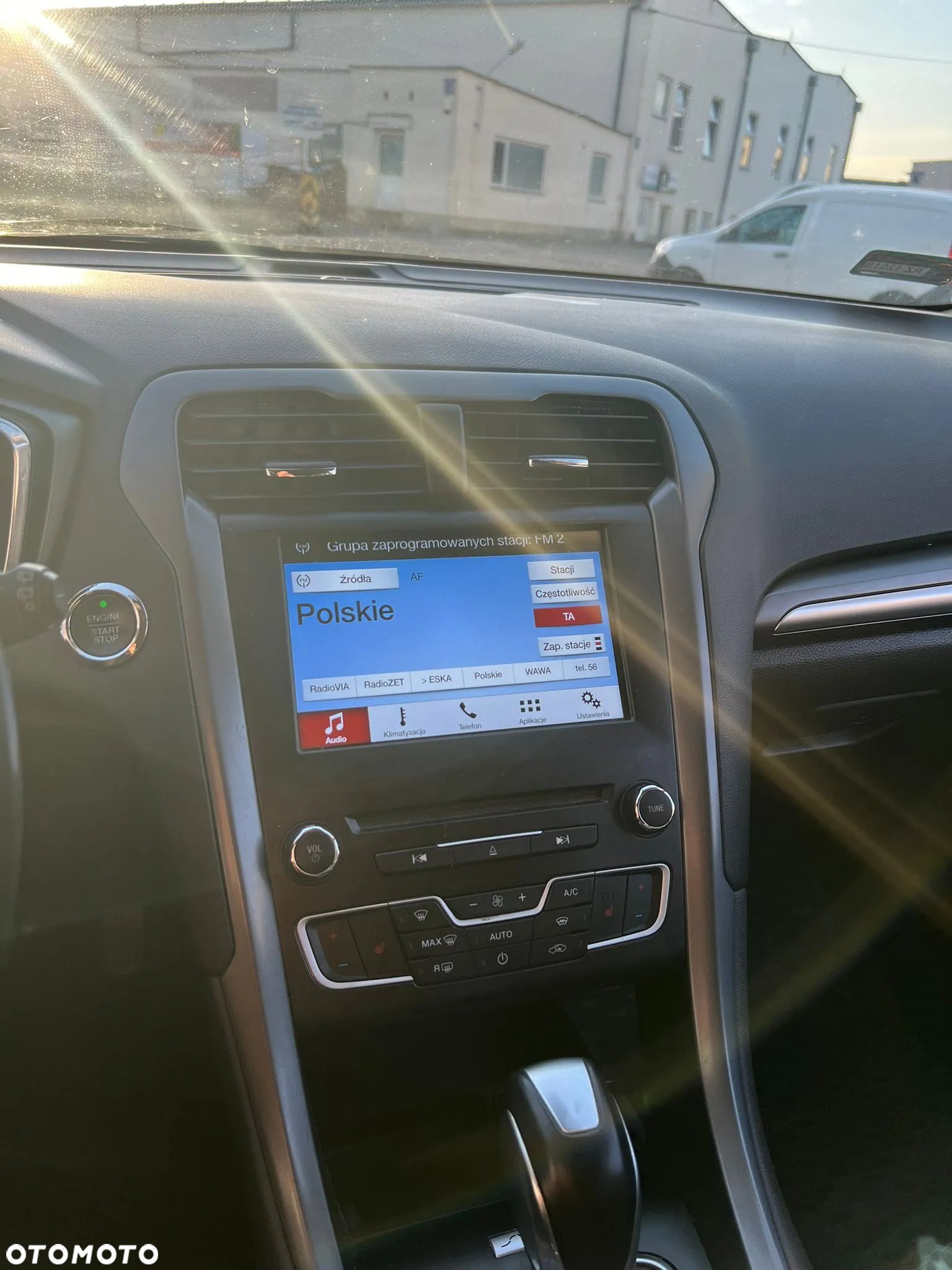 Ford Mondeo 2.0 EcoBoost Titanium - 24