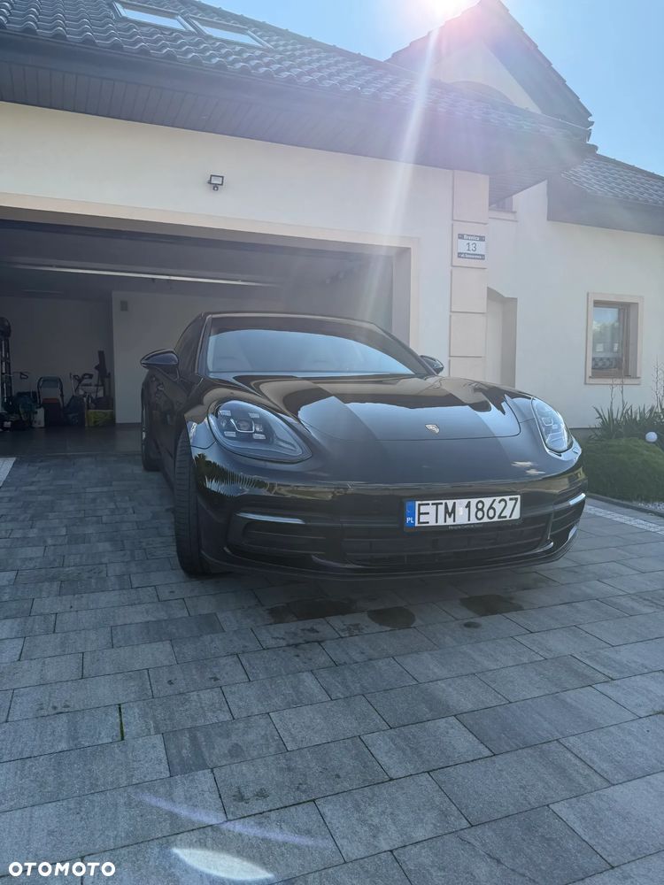 Porsche Panamera 4 - 4