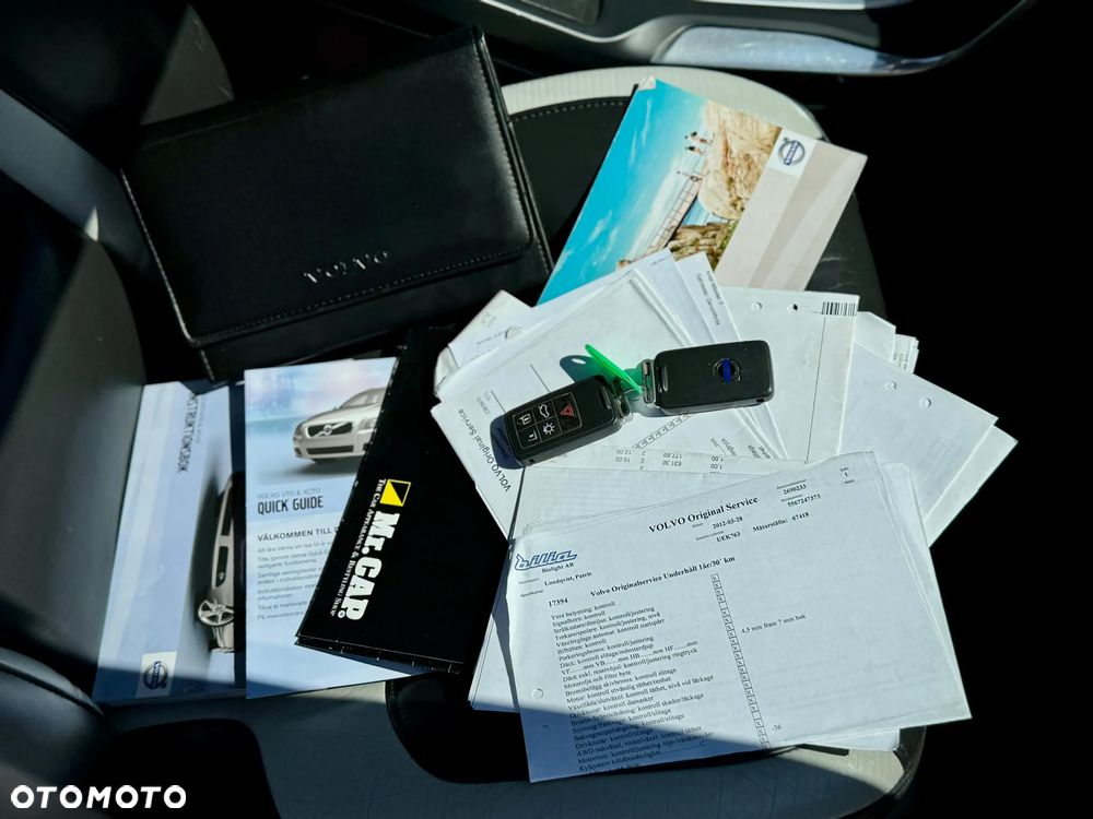 Volvo V70 2.5T R-Design Summum - 38