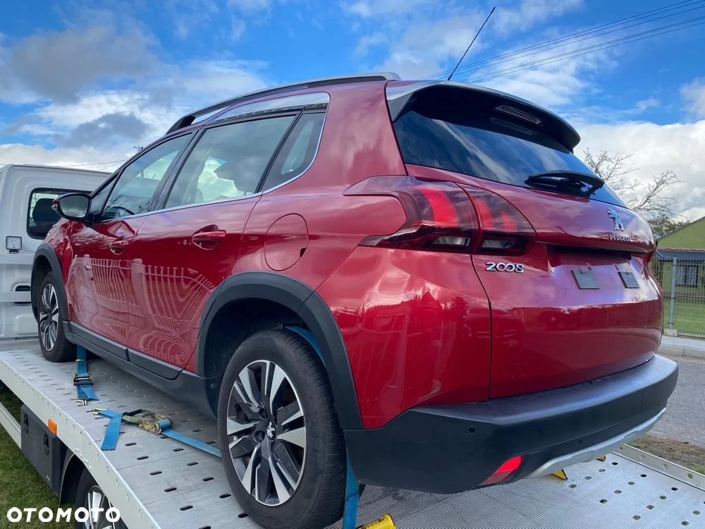 Peugeot 2008 BlueHDi FAP 120 STOP & START Allure - 4