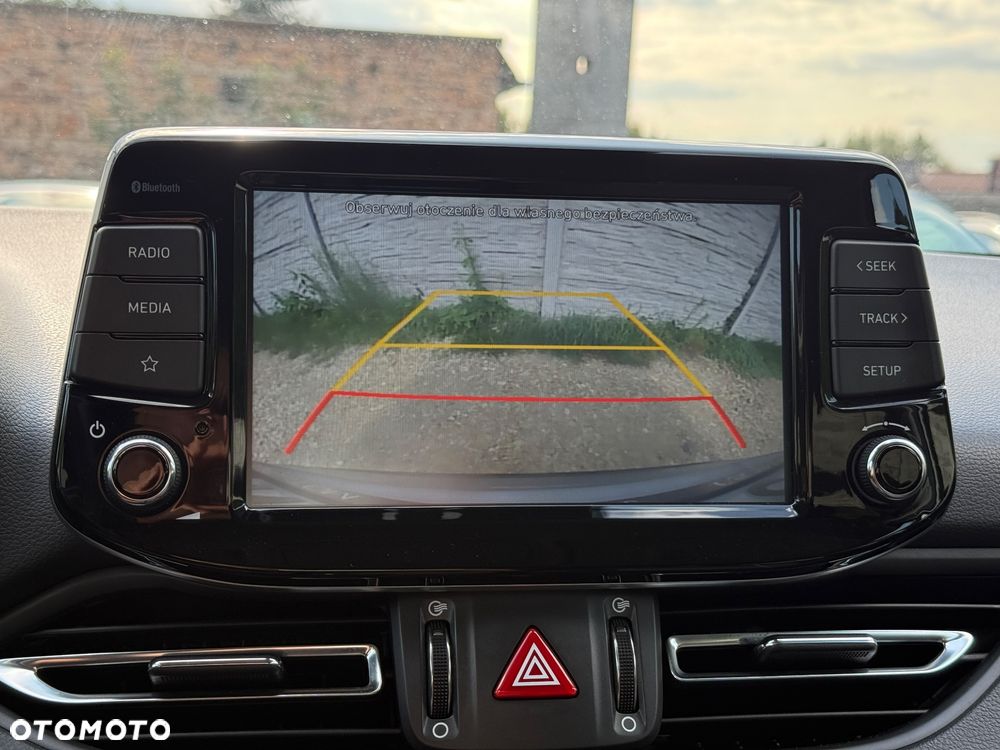 Hyundai i30 1.6 D Comfort - 8