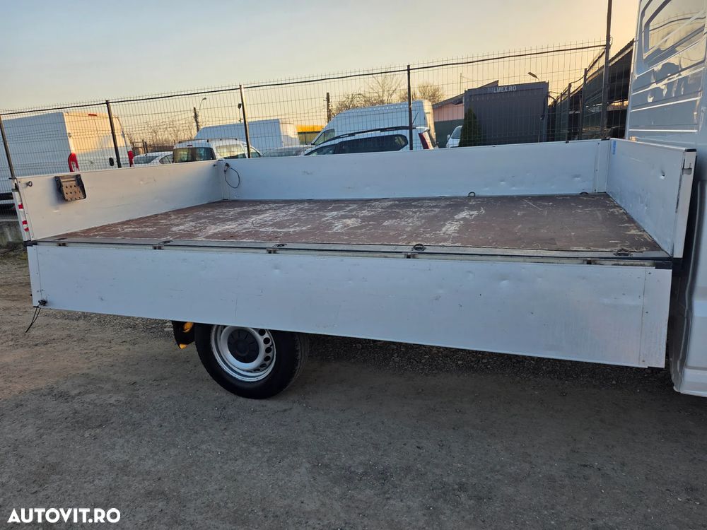 Volkswagen CRAFTER - 9