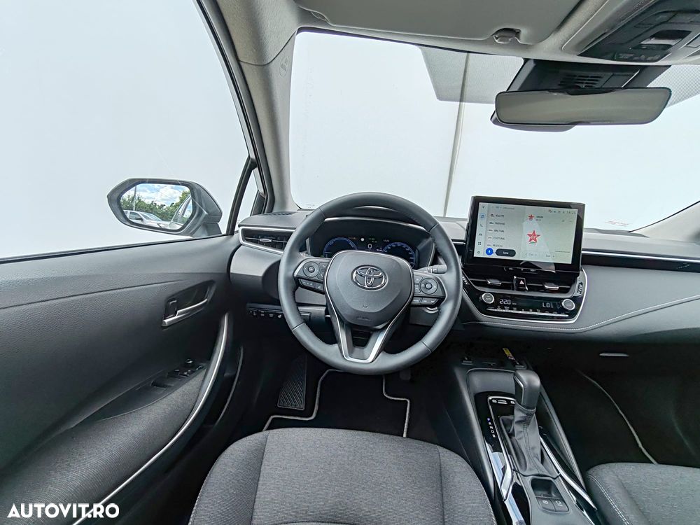 Toyota Corolla Sedan 1.8 HSD Business - 10