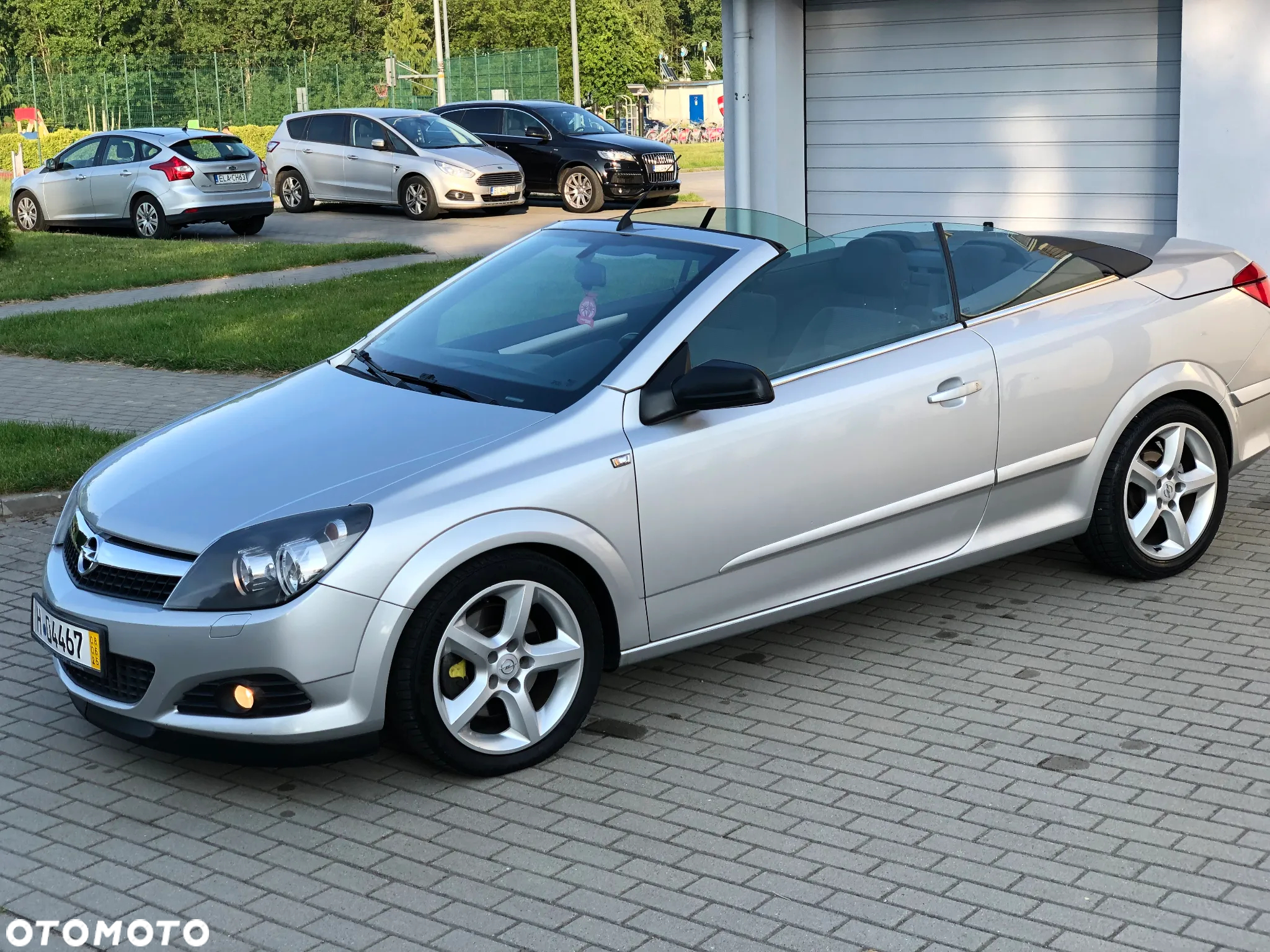 Opel Astra Twin Top 2.0 Turbo Edition - 23