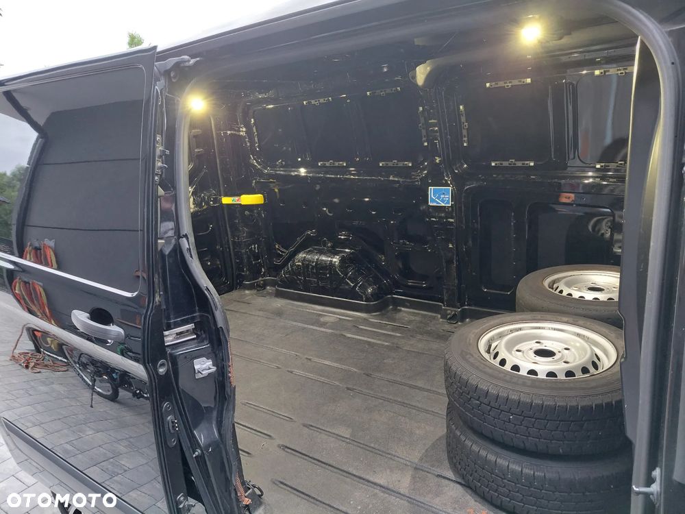 Ford Transit Custom - 19