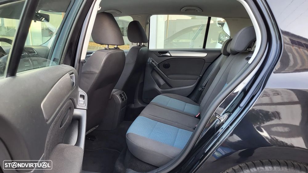 VW Golf 1.6 TDi Style - 9