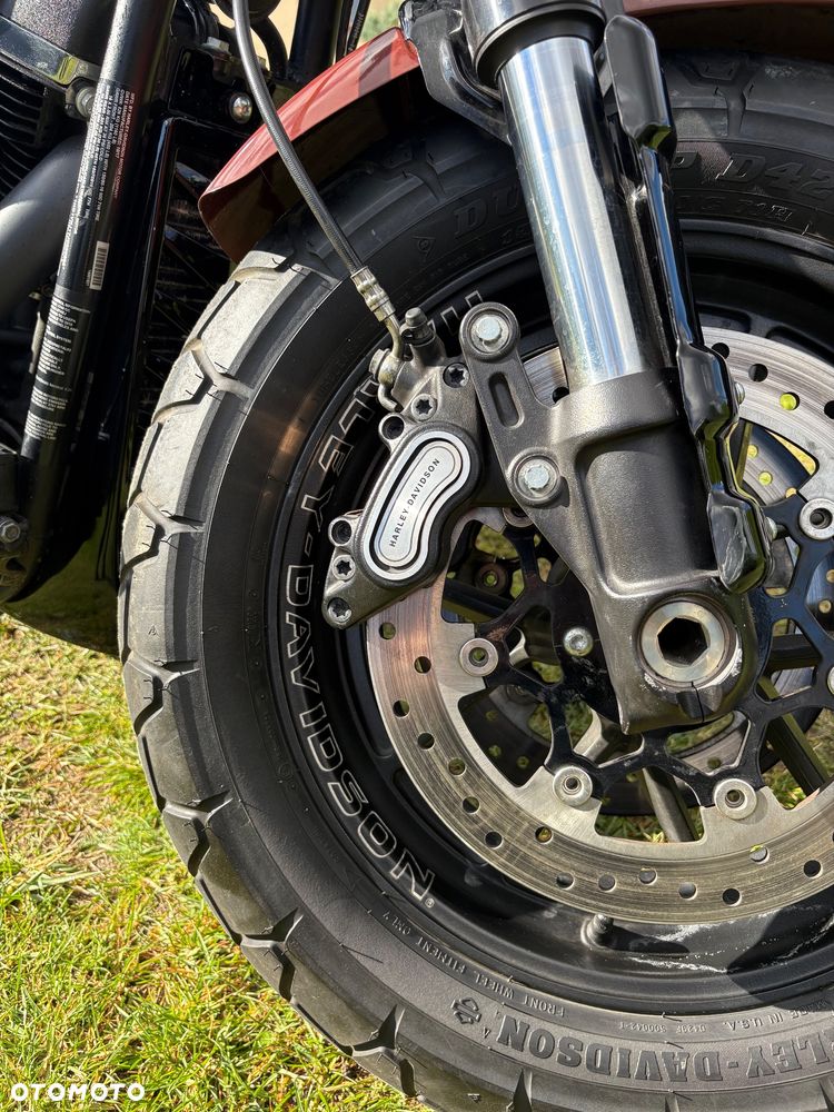 Harley-Davidson Softail Fat Bob - 11