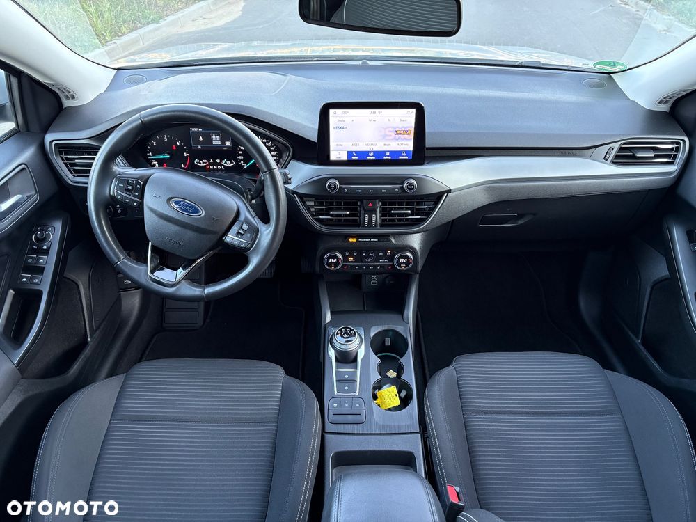 Ford Focus 1.5 EcoBlue Start-Stopp-System TITANIUM STYLE - 13