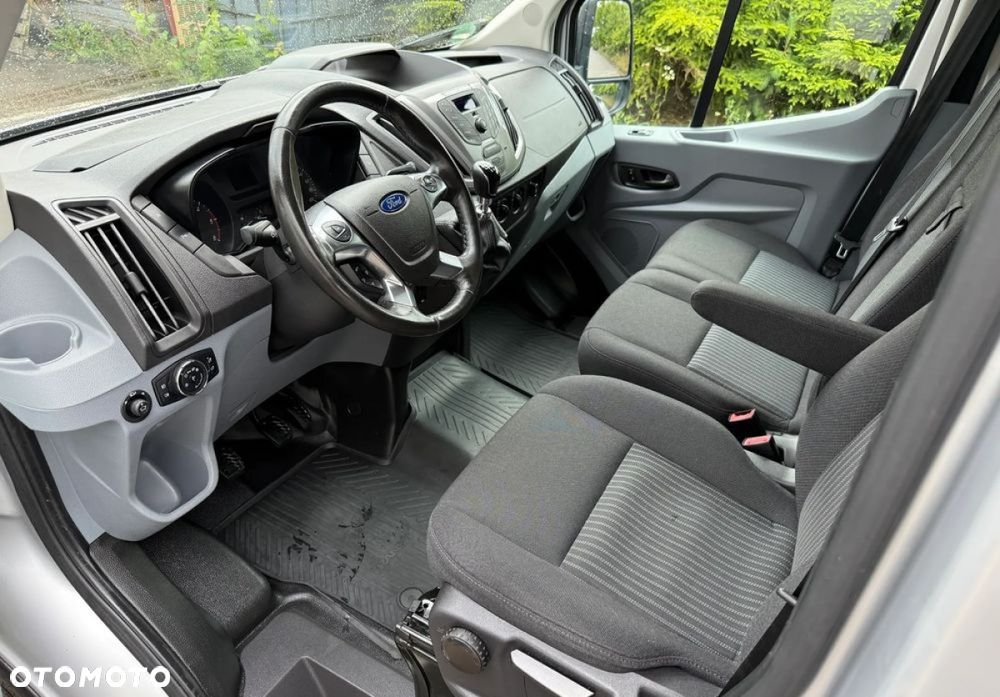 Ford Transit - 21