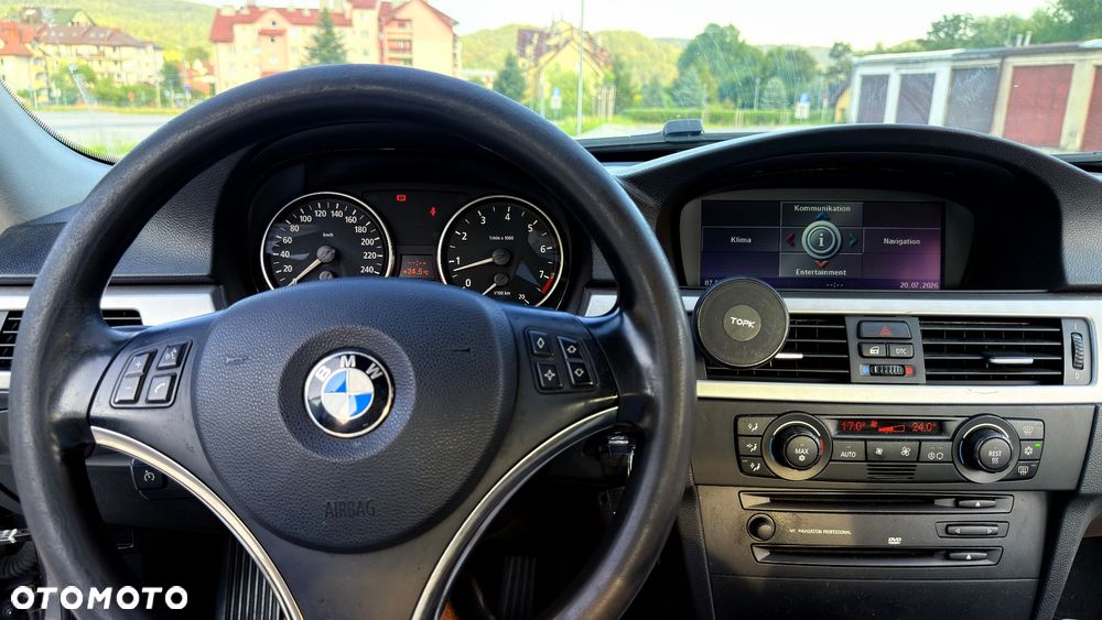 BMW Seria 3 325i - 12