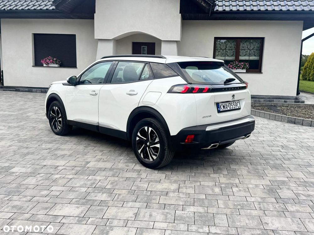 Peugeot 2008 PureTech 130 Allure - 3