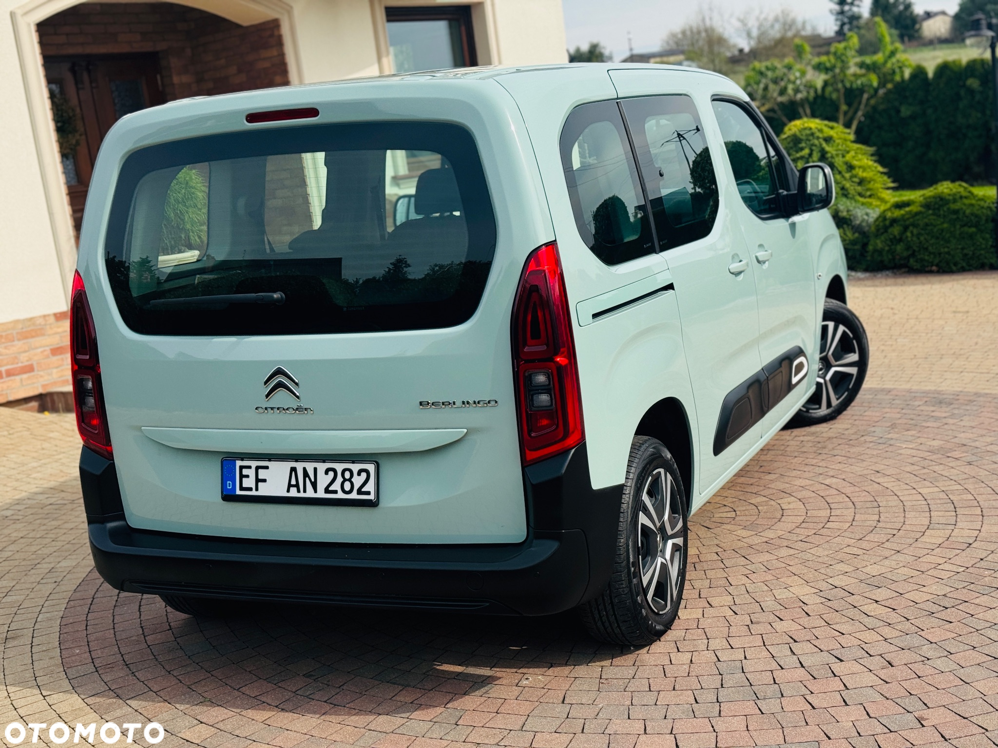 Citroën Berlingo M BlueHDi 130 SHINE - 27