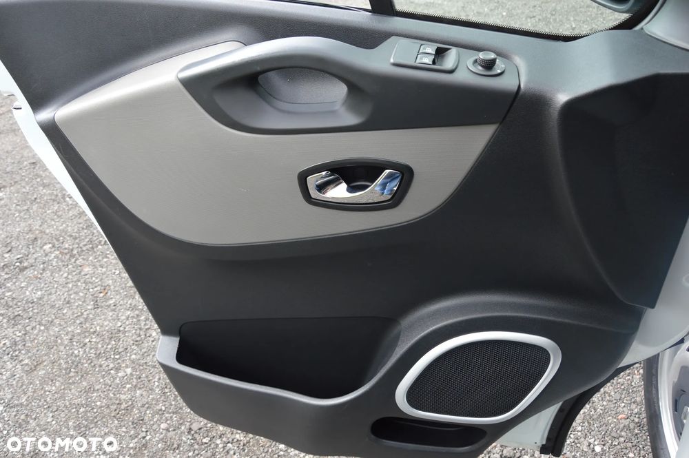 Renault Trafic - 28