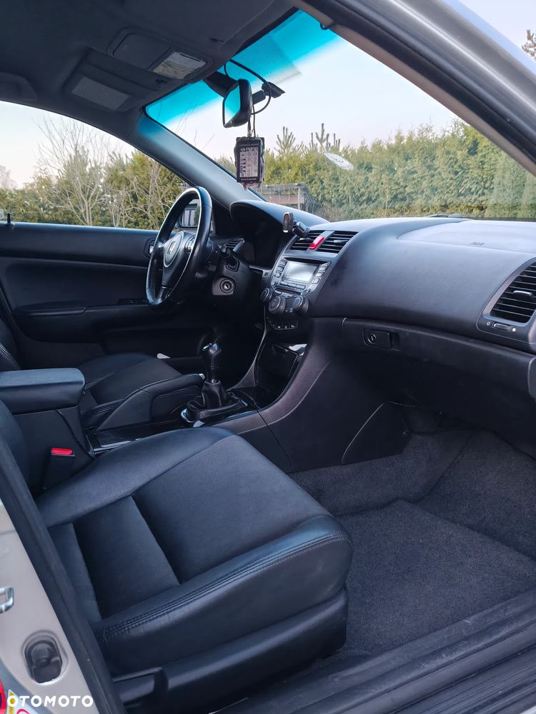 Honda Accord 2.0 Comfort - 21