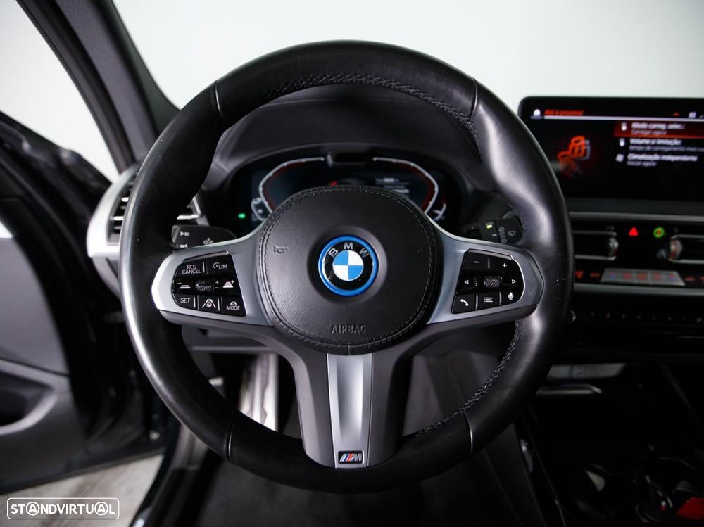 BMW iX3 Inspiring - 19